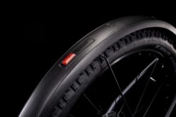 Cube Reaction Hybrid Performance 500 Allroad Metallicgrey´n´white -Équipement De Vélo Cube 533152 D2Jp22qJxpmWgq6