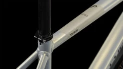 Cube Touring Pro Pearlysilver'n'black -Équipement De Vélo Cube 648150 D 00