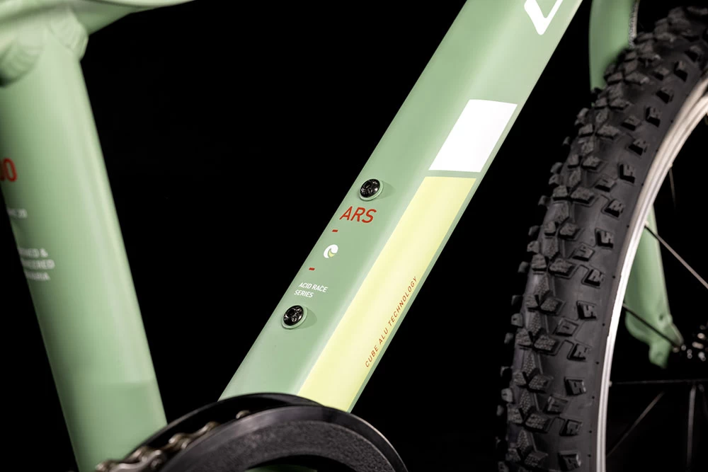 Cube Acid 200 Green´n´white 6 Cube Acid 200 Green´n´white – Image 4