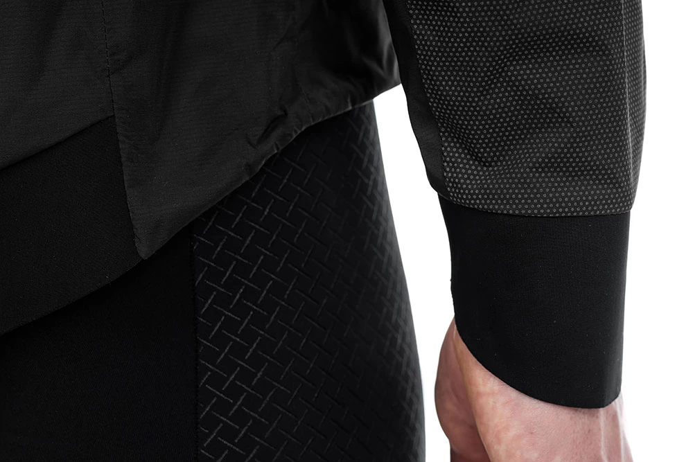 Cube Blackline - Rain Jacket 8 Cube Blackline - Rain Jacket – Image 6