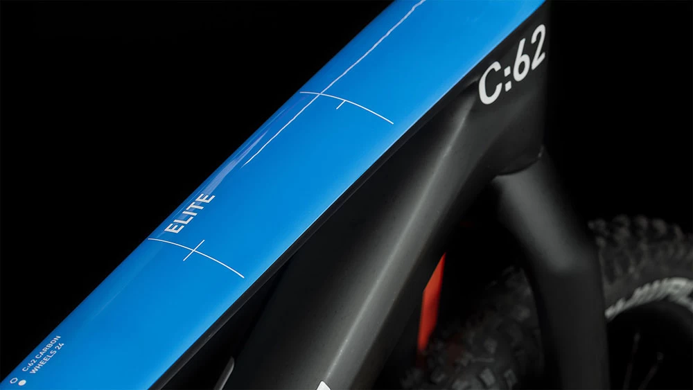 Cube Elite 240 C:62 SLX Carbon´n´blue´n´red 4 Cube Elite 240 C:62 SLX Carbon´n´blue´n´red – Image 2